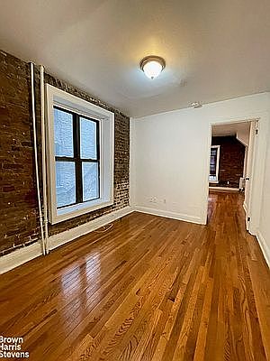 1st image of 177 Thompson St APT 2