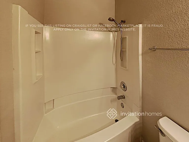 19744 E Harvard Dr — Photo 15