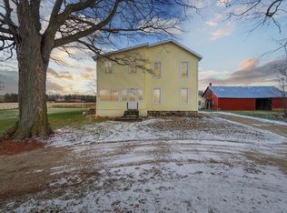 8884 S Townhall Rd, Sheridan, MI 48884