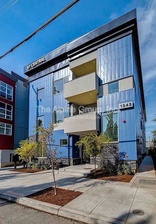 1st image of 1545 NE 41st Ave Unit 204