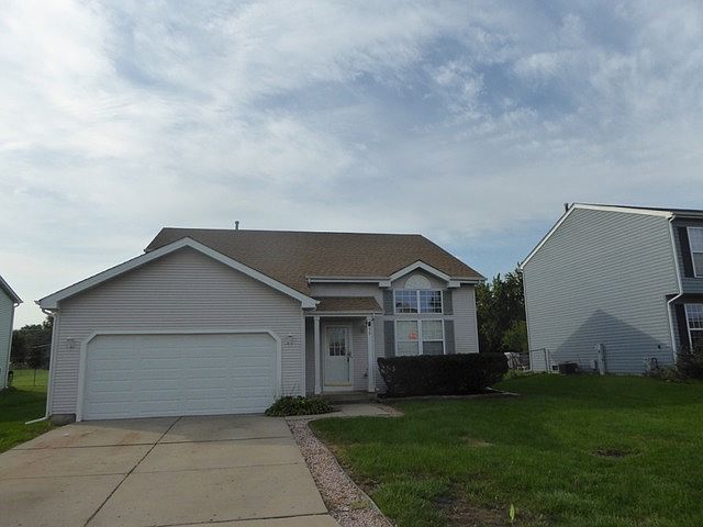 1st image of 99 W Willow Dr