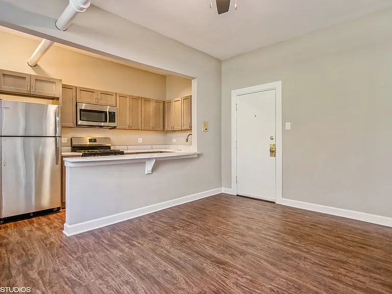 644 W Wrightwood — Photo 22