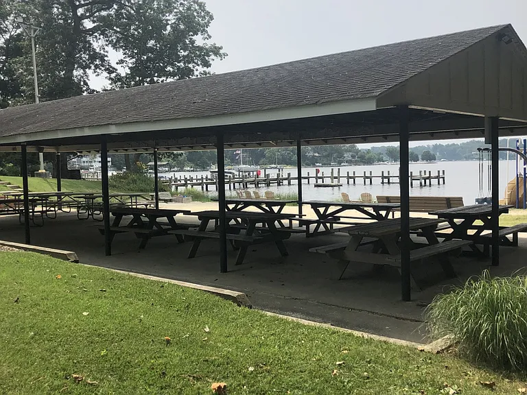611 Pin Oak Rd — Photo 11