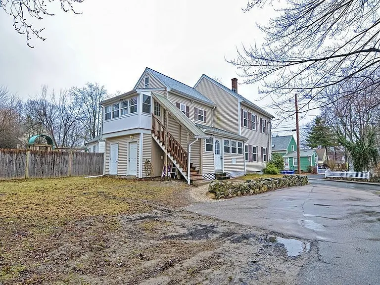 18 Walcott St #1 — Photo 19