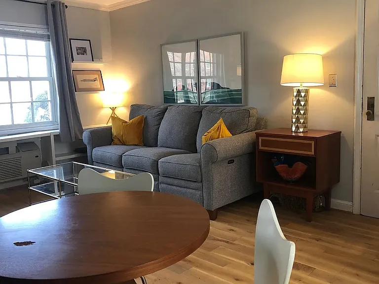 1604 W Abingdon Dr #102 — Photo 11
