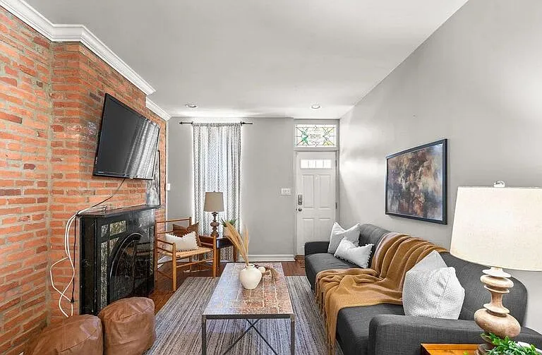 1303 Patapsco St — Photo 3