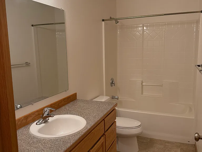 Johnson Pl NE — Photo 13
