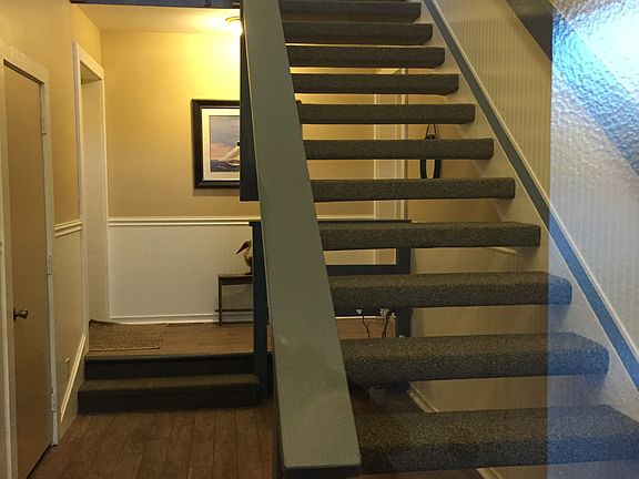 3rd image of 2527 E Lakeshore Dr Unit A-44