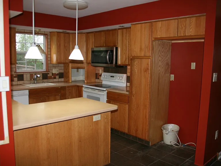 208 Prospect Ave — Photo 26