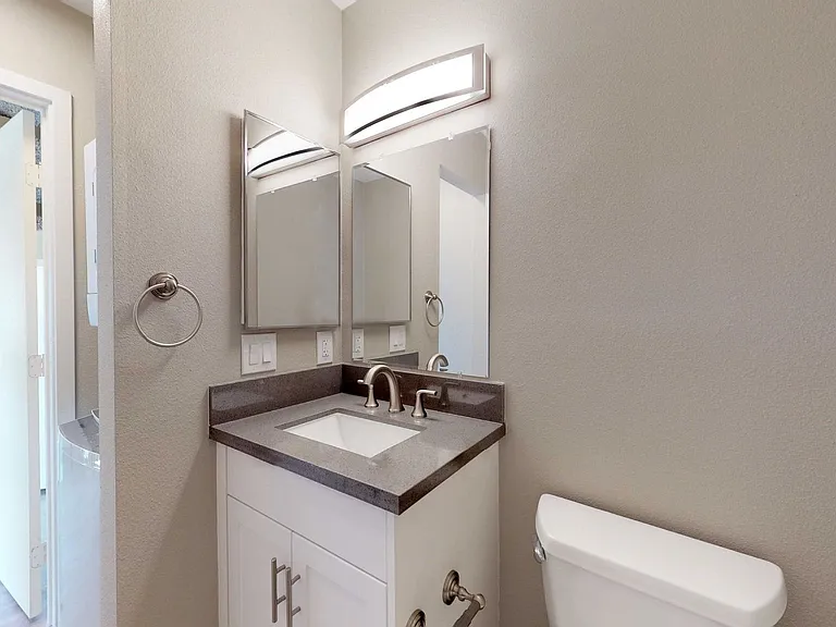 Henry Square- Luxury Townhomes — Photo 16