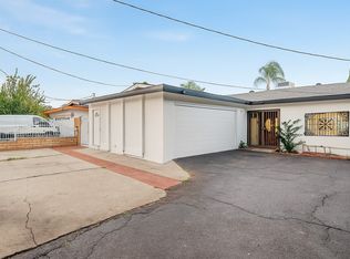 8221 Kester Ave, Panorama City, CA 91402