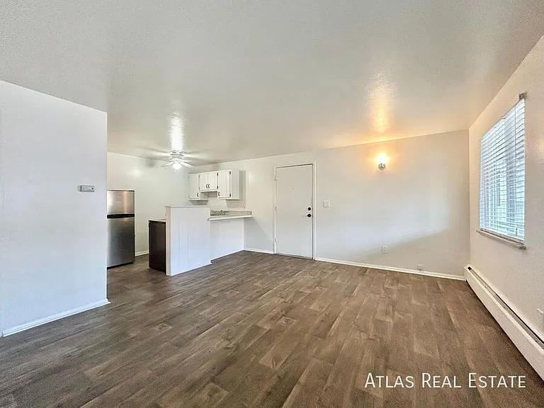 132 W Ida Ave — Photo 31