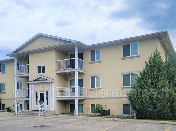 1210 5th St S APT 5, Great Falls, MT 59405