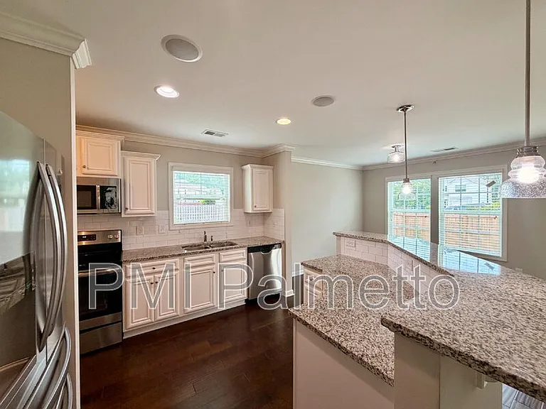 147 Saint George Rd — Photo 7