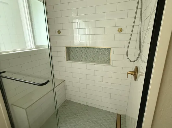 18-4253 N Pszyk Rd, Mountain View, HI 96771