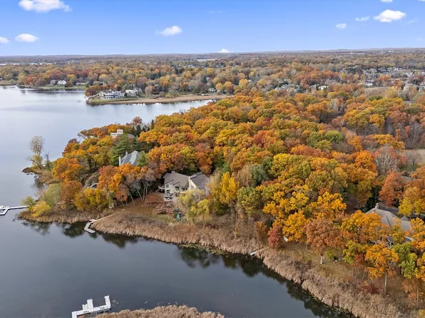 1729 Heron Ridge Dr, Bloomfield Hills, MI 48302