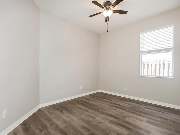 5234 Clover Mist Dr — Photo 11