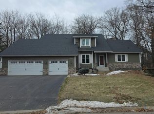 17621 Kettering Trl, Lakeville, MN 55044