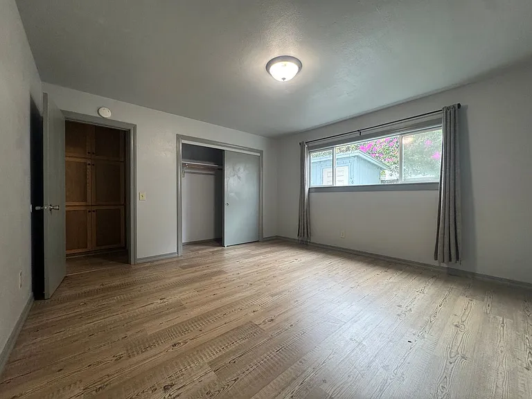 2304 Union ST — Photo 10