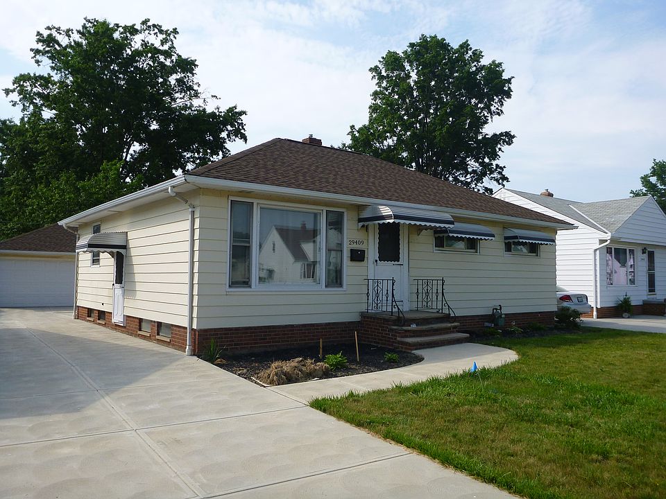 1st image of 29409 Woodway Dr