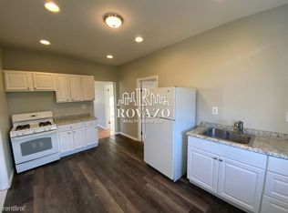 271 Osborne Ter #10949357, Newark, NJ 07112