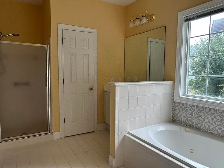 1721 Fox Ridge Ct — Photo 15