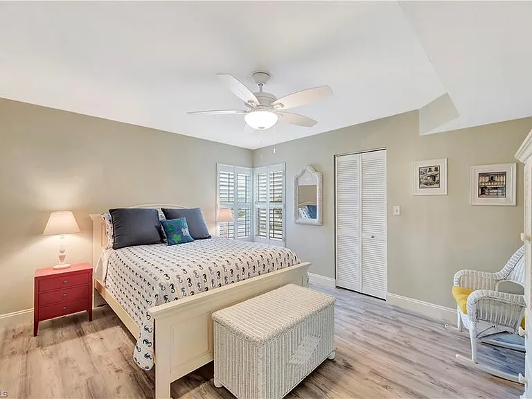 6131 Pelican Bay Blvd #7 — Photo 17