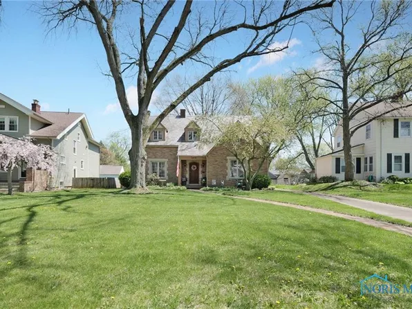 3415 Pineway Dr, Toledo, OH 43614