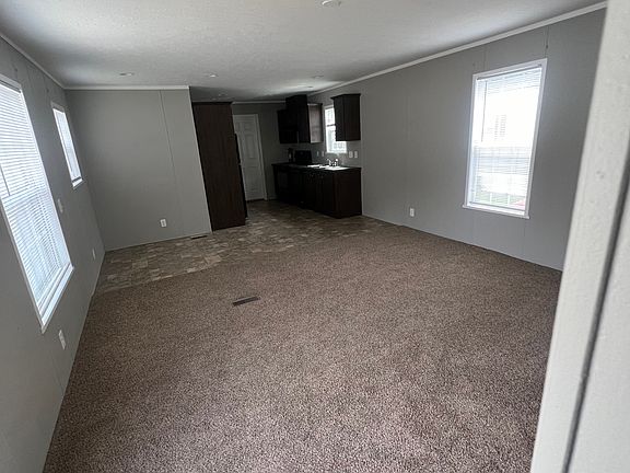 4th image of 6239 Rick St #289