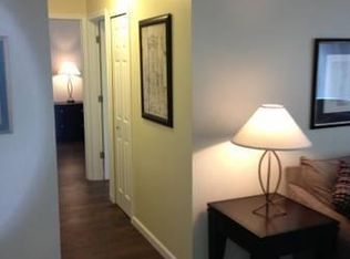 28 Valley Dr APT 202, Mount Clemens, MI 48043
