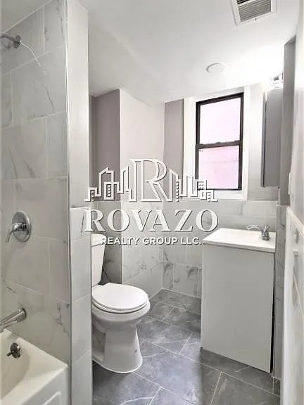 653 Mount Prospect Ave #4B — Photo 2