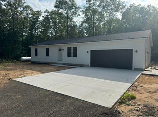 6305 Kedzie Rd, Twin Lake, MI 49457