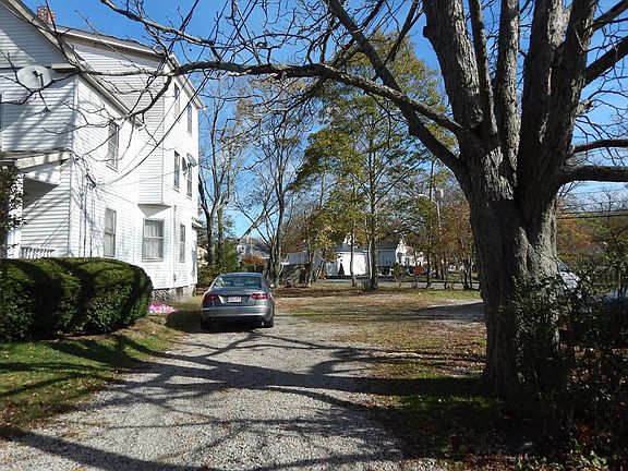 2nd image of 5 Whipple Ave