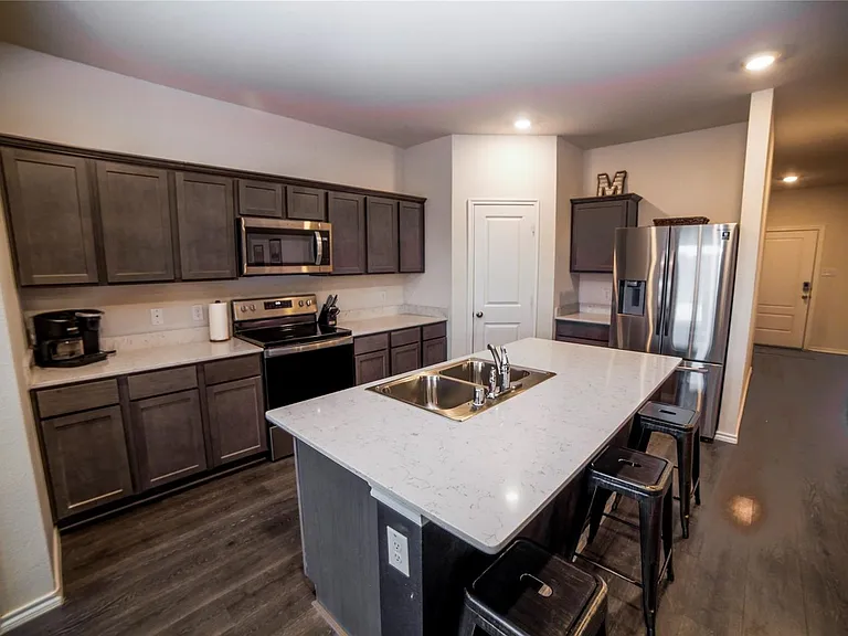 103 Whirlway Ln — Photo 5