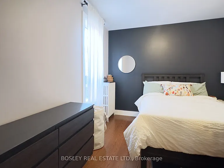 451 Parliament St #1 — Photo 2