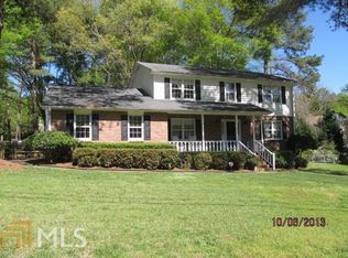 2206 Lunceford Ln, Lilburn, GA 30047