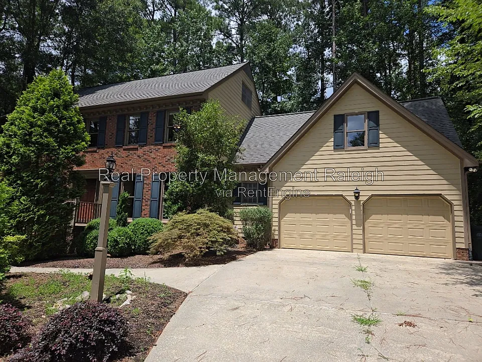 10740 E Bridgford Dr