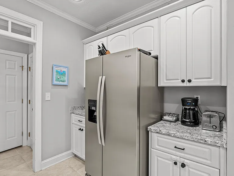 726 Bonnie Oaks Ln — Photo 25