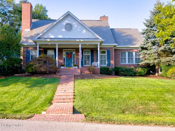 1621 Two Springs Pl, Windy Hills, KY 40207