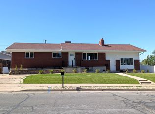 360 E 400 N, CENTERVILLE, UT 84014