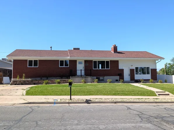 360 E 400 N, Centerville, UT 84014
