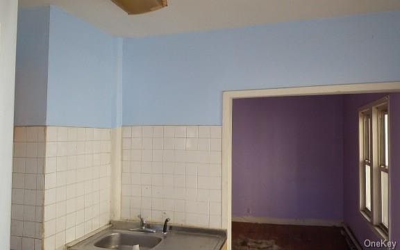 4th image of 2134 Pitman Ave