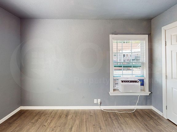 3rd image of 205 NE 22nd St