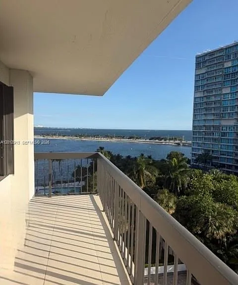 2333 Brickell Ave #812 — Photo 26