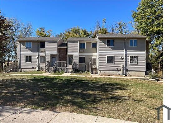 1st image of 70 Clayton Ct #70
