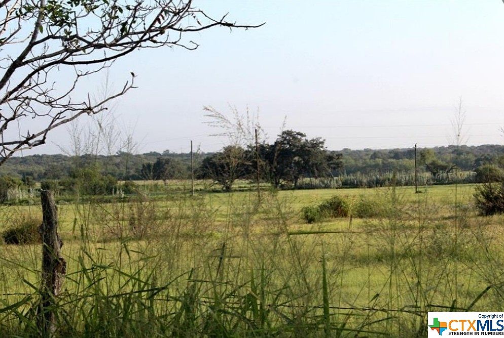 5 Wisteria Ln, Smiley, TX 78159 Zillow