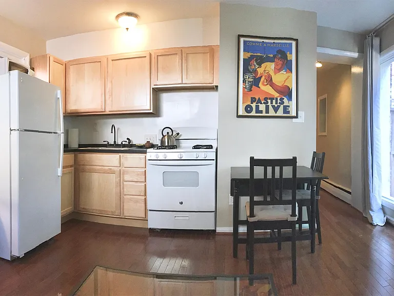 610 E Capitol St NE #A4 — Photo 4