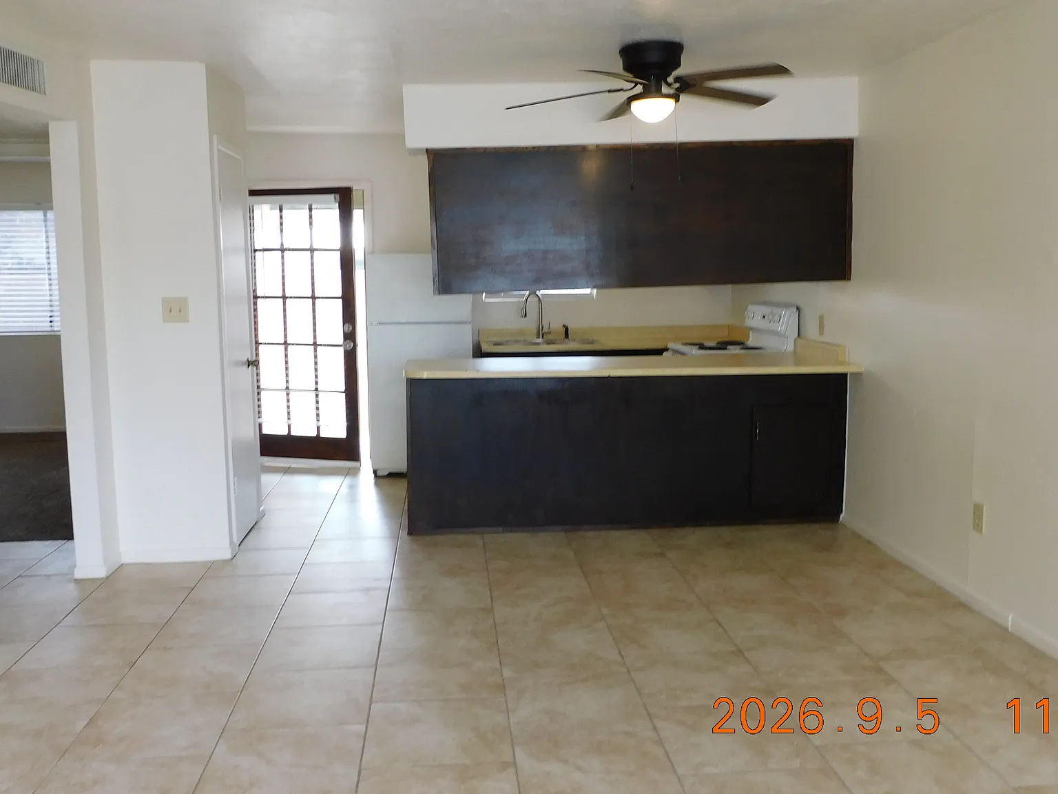 2 bed, $895 — Photo 3
