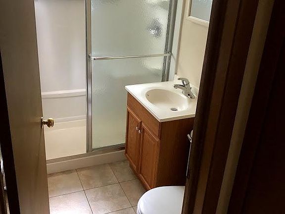 4th image of 176 Highfield Dr