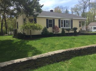 3 Hayes Ln, Dover, NH 03820